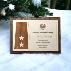 Dyplom drewniany z pagonem